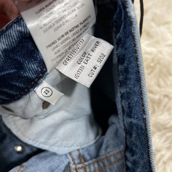 GRLFRND Courtney Loose Boot Jeans high rise in East River - Picture 7 of 12